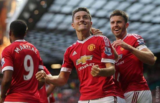 更讓球迷感 更讓球迷感